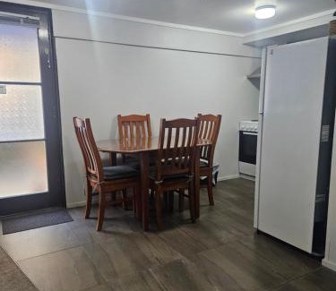 Springfield Apartment | A Little Place of Your Own - only 8 minute walk to Rotorua Stadium!