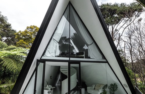 Ostend House | A NZ architects holiday home