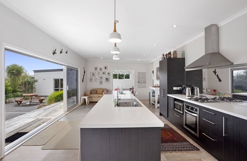 Waihi Beach House | A Reel Retreat - Waihi Beach Holiday Home