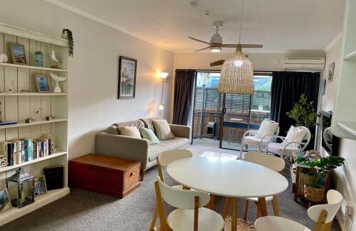 Picton Apartment | A Stone's Throw
