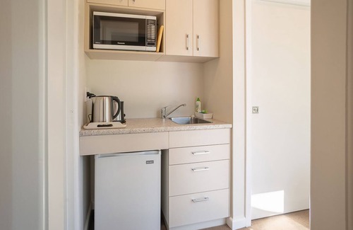 Nelson South Apartment | A stunning boutique apartment ideally nestled in the heart of vibrant Nelson City