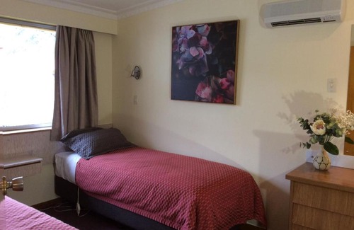 Picton Hotel | AAA Marlin Motel