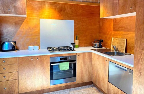 Arrowtown Cottage | Absolutely Gorgeous Cottage Rental near Queenstown for Romantic Getaways, South Island NZ