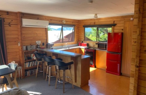Hanmer Springs House | Acheron Chalet - Family and Pet Friendly