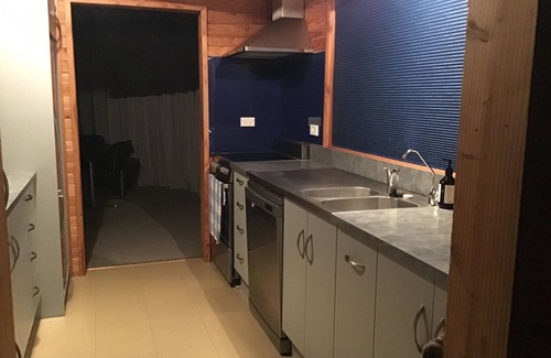 Kaiteriteri House | Affordable Luxury Kaiteriteri Abel Tasman View (Self contained) 2 Bedrooms