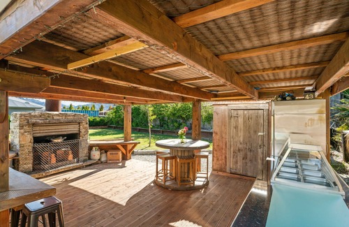 Albert Town House | Albert Town Bach – Wanaka Holiday Home