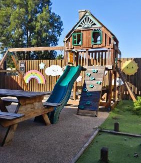Pirongia Hotel | Alexandra Hotel