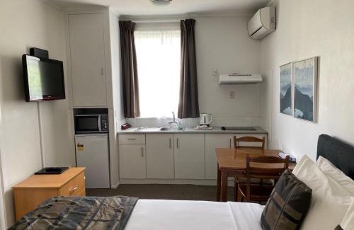 Epsom Hotel | Alpers Lodge & Conference Centre