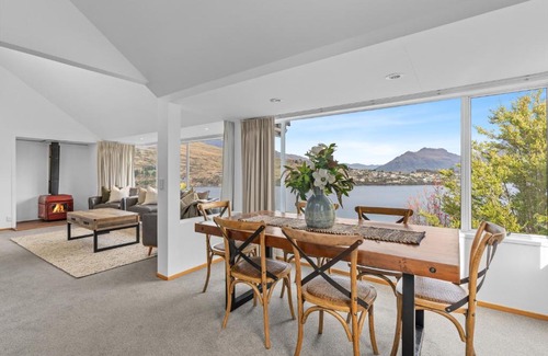 Queenstown House | Alpine Horizon - Queenstown Holiday Home