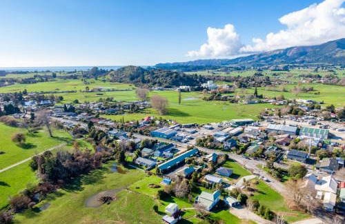Takaka Hotel | Anatoki Motel