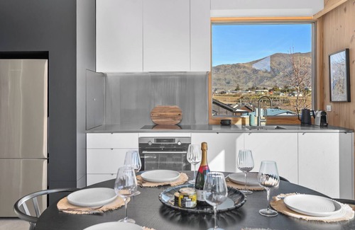 Wanaka House | Architecturally Designed - Wanaka Holiday Home