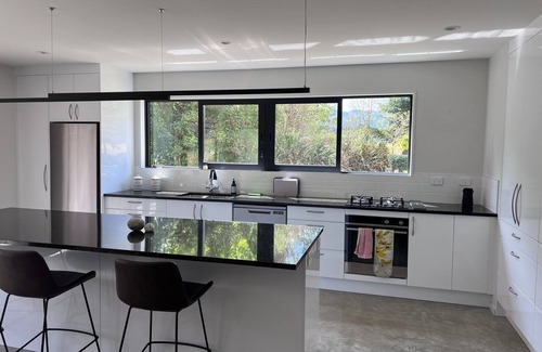 Hanmer Springs House | Argelins Retreat | Luxury Hanmer Getaway for families and groups