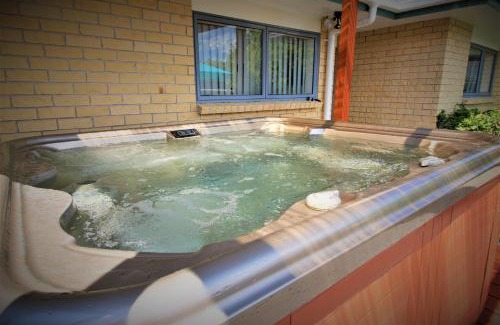 Rotorua House | AristaAir- Central City Townhouse