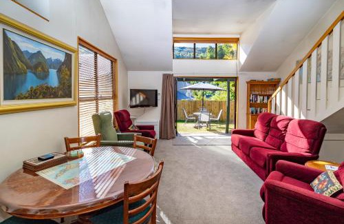 Arrowtown House | Arrow Getaway - Arrowtown Holiday Home