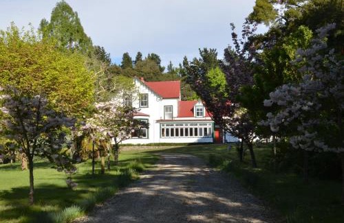 Ongaonga Bed & Breakfast | Ashcott Homestead Bed & Breakfast