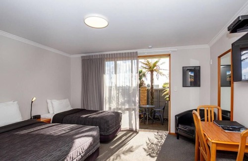 Westport Hotel | ASURE Chelsea Gateway Motor Lodge