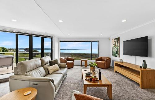 Westshore House | Ata Rangi - Beachside - Napier