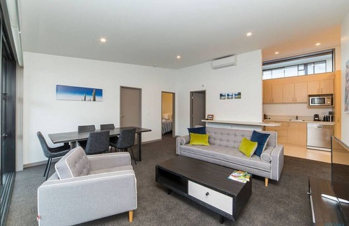 Queenstown Apartment | Atalante - Lakefront Location