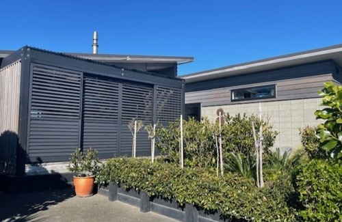 Surfdale House | Attractive sunny house with wonderful views
