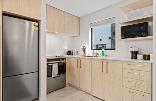 Te Atatu Peninsula House | Auckland Peninsula Stunner