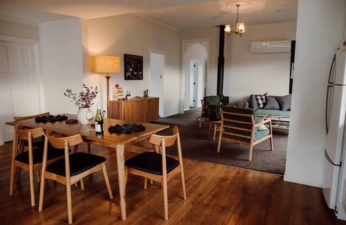 Reefton House | Aurum Retreat - Boutique Stay in Reefton's
