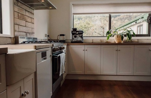 Reefton House | Aurum Retreat - Boutique Stay in Reefton's