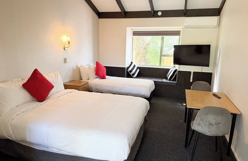 Petone Hotel | Avana Suites