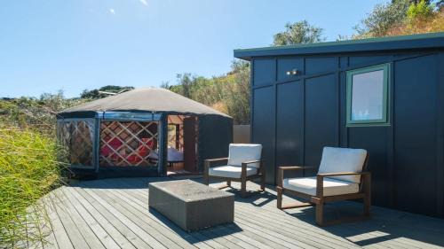 Palm Beach House | Awaawa Yurts - Rangi