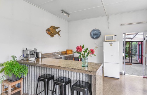 Dunedin House | Bach on the Beach- The Sheds
