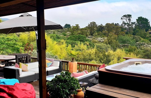 Raglan House | BALI OASIS RETREAT