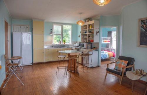 Waihau Bay House | Banana Bach- Whole House- 6 guests- One price