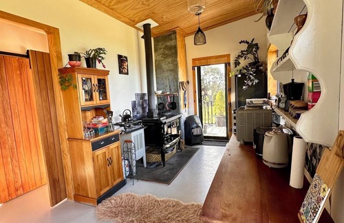 Gore Bay Cabin | Bang for your buck, Sanctuary, Sea & Starry nights, 5 minutes from Gore Bay!
