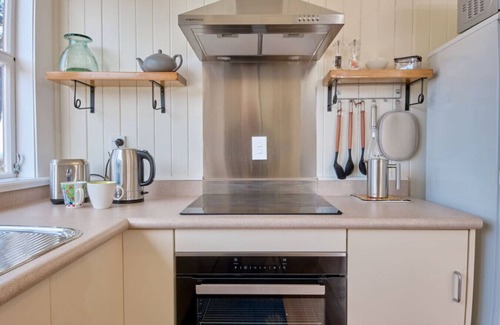 Wellington House | Baring Head Assistant Lightkeeper`s Cottage