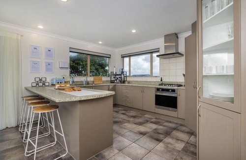 Karkari Peninsula House | Bay Heights Bach - Karikari Peninsula Retreat