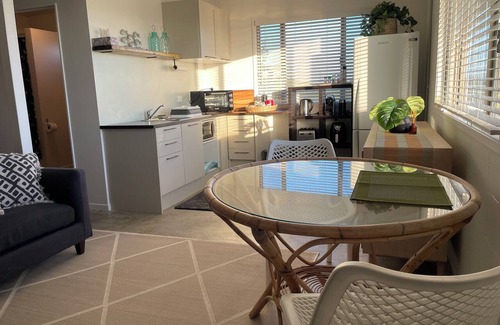 Glinks Gully Apartment | Beachfront Getaway at Glinks Gully