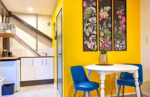 Westport House | Beachview Apartment - Carters Beach