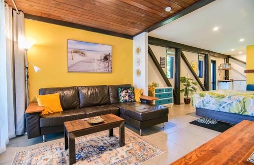 Westport House | Beachview Apartment - Carters Beach