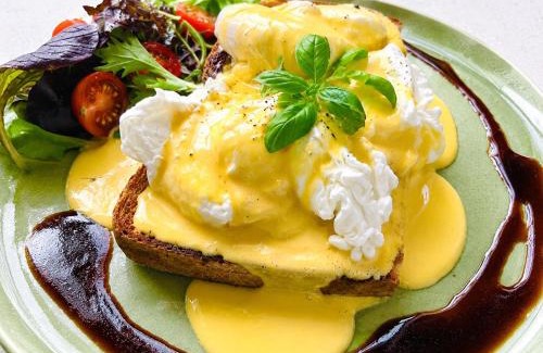 Tirohanga Bed & Breakfast | Bed And Breakfast at Tirohanga Beach