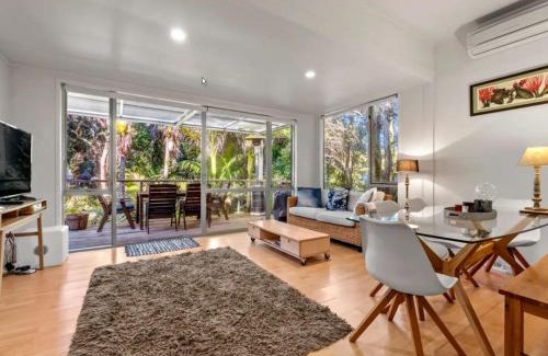 Onetangi House | Bellbird Paradise- Waiheke Escapes