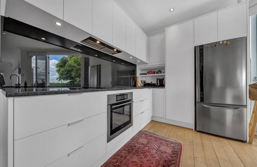 Devonport House | Bespoke Stays - Views Forever