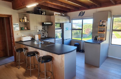 Riversdale House | Big family beach house