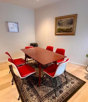 Te Aro Apartment | Big Penthouse, Bigger Balcony