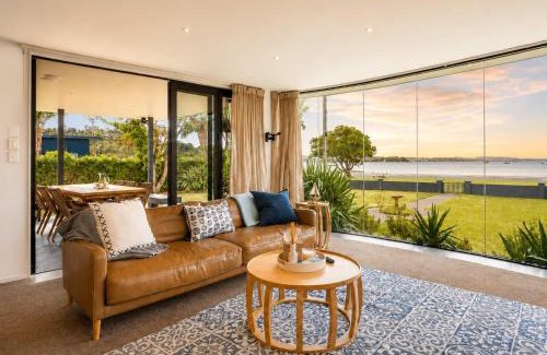 Blackpool House | Blackpool Bayside - Stay Waiheke