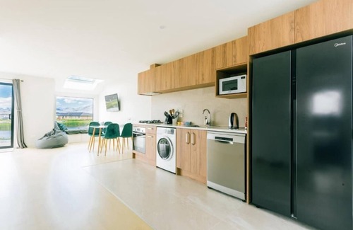 Lake Tekapo Apartment | Bluebird Apartment 2B