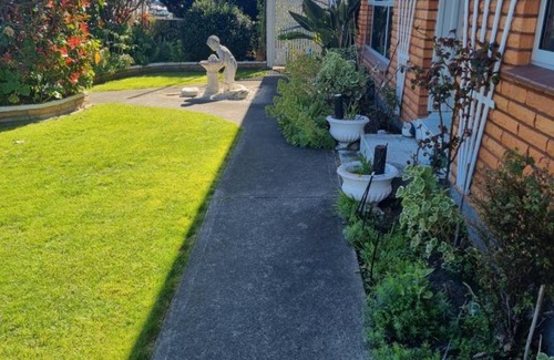 Blenheim Bed & Breakfast | BNB on Carvell