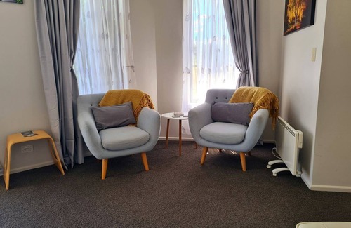 Te Anau Cabin | Boutique Bed and Breakfast on Five Rural Acres near Lake Te Anau, South Island