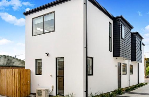 Linwood Apartment | Brand New 2BR Home