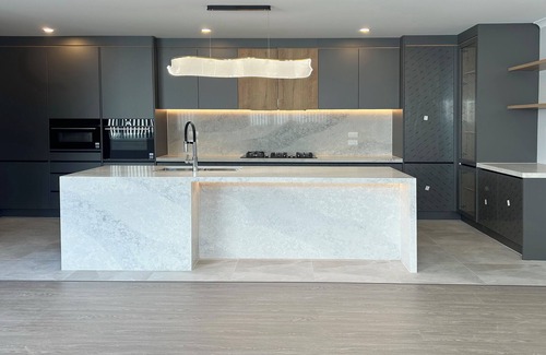 Ormiston House | Brand-New Large house Castlebane Drive