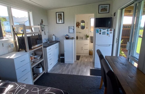 Ruakaka Apartment | Bream Bay Views - wake up to spectacular sea and rural views