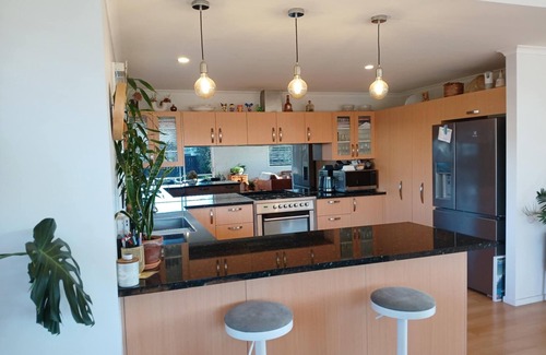 Brightwater House | Brightwater Beauty - Spa, BBQ, Trampoline & Pet Friendly!